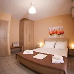 Apartment Nini's House 1 - 100m From Town Center Nydri (Lefkada)