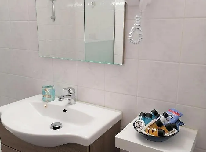 Apartamento Nini's House 1 - 100m From Town Center *